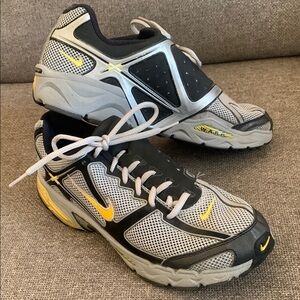 Men’s Nike Air Zoom WARP Black and Yellow Running Athletic Shoes Size 10